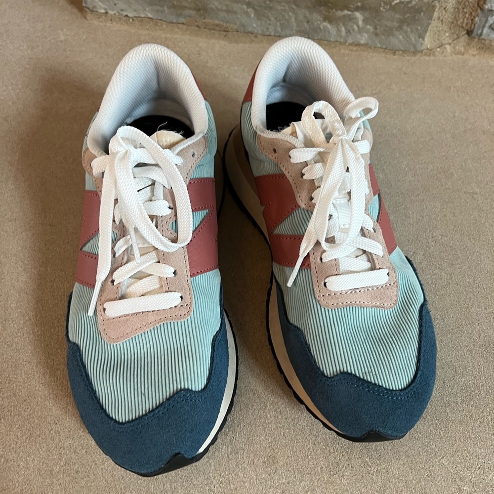Women’s Athletic Sneakers in Light Blue, Pink & Navy